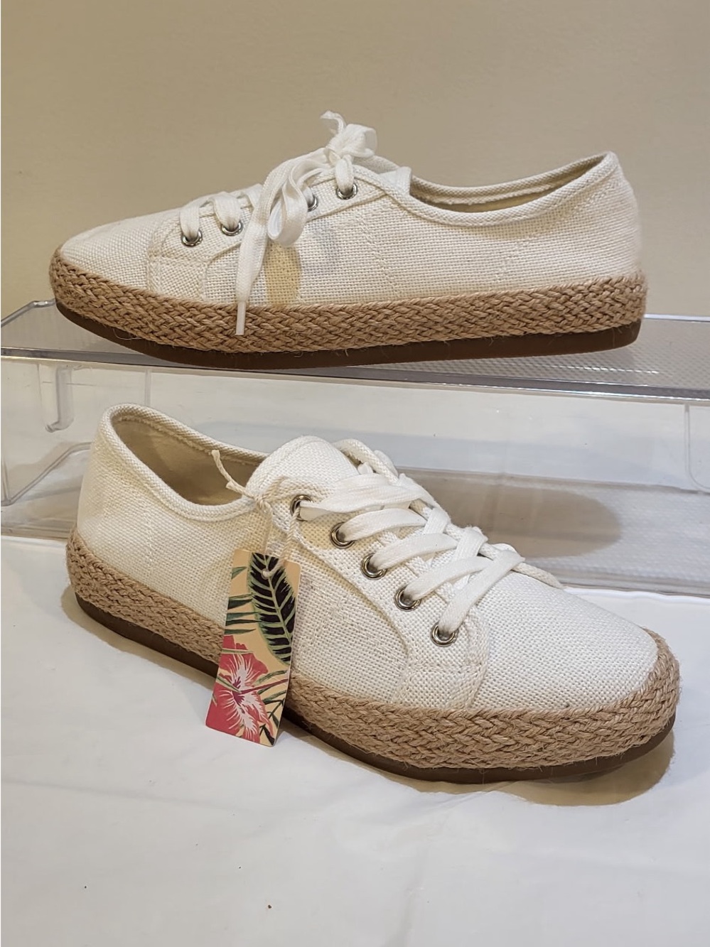 TOMMY BAHAMA Galana white canvas platform sneakers